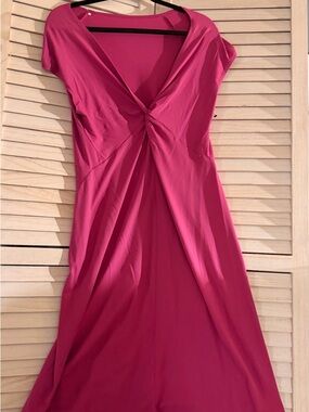 Knot-Front Midi Dress in Fuchia magenta very figure flattering